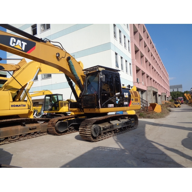 2021 Caterpillar 320D-42911133