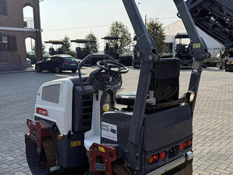 2018-dynapac-cc1000-42911258