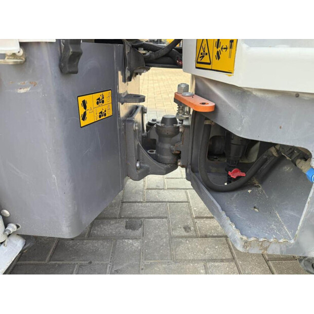 2018 DYNAPAC CC1000-42911272