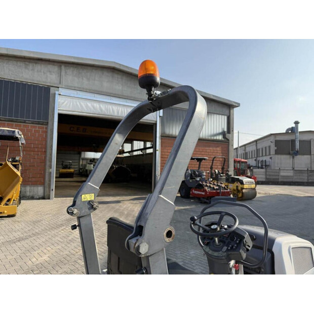 2018 DYNAPAC CC1000-42911279