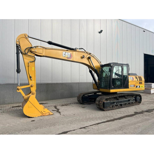 2025 كاتربيلر 320D3 GC-42911756