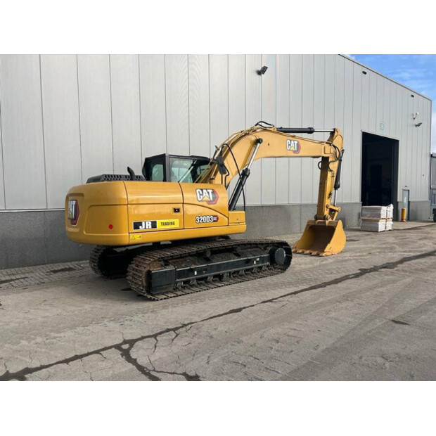 2025 كاتربيلر 320D3 GC-42911759