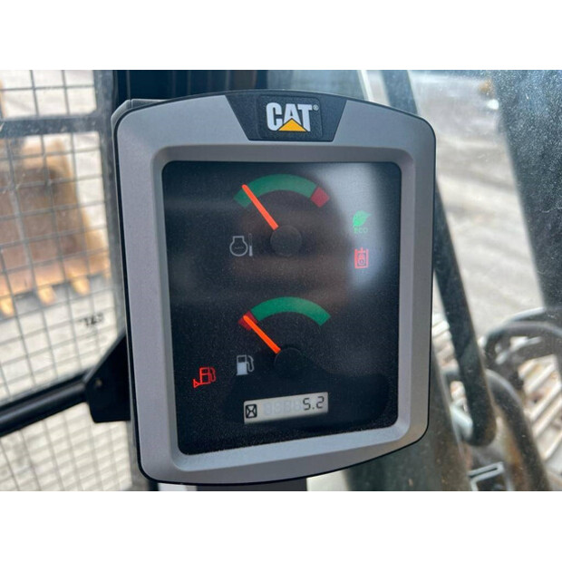 2025 كاتربيلر 320D3 GC-42911767