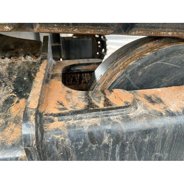 2025 كاتربيلر 320D3 GC-42911781