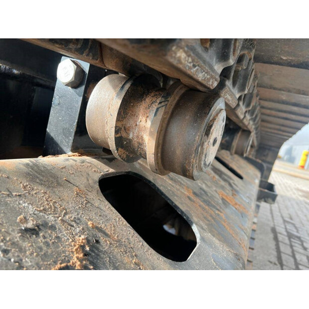 2025 كاتربيلر 320D3 GC-42911782