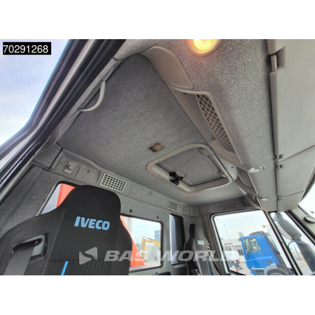 2017 Iveco Trakker 310-42912482