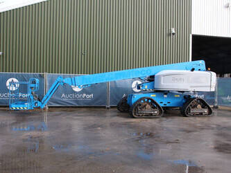 Image for 2015 Genie S-65 TRAX