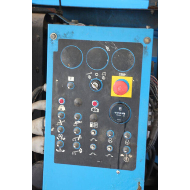 2014 Genie S-45-42912871