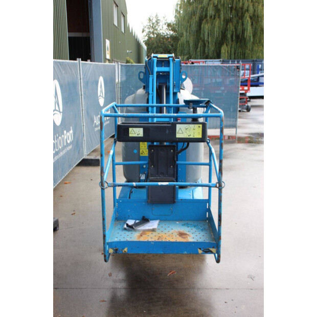2016 Genie GR-26J-42912910