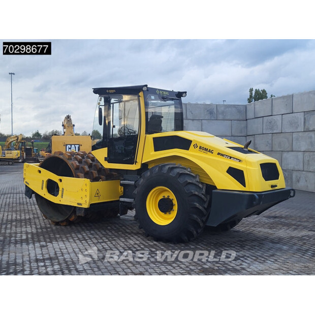 2017 BOMAG BW213 PDH-5 A/C-42912930