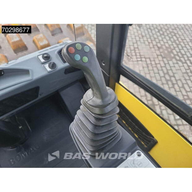 2017 BOMAG BW213 PDH-5 A/C-42912960