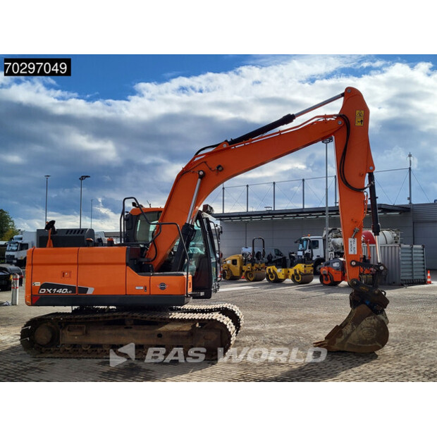 2018 دووسان DX140LC-5-42913342