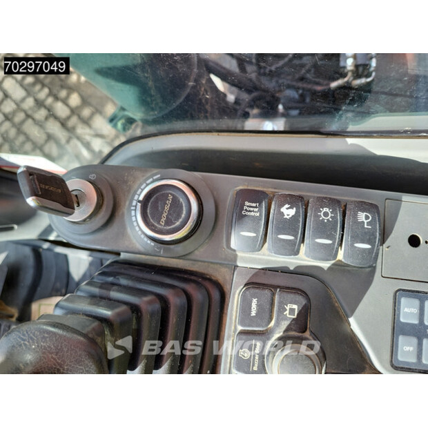 2018 دووسان DX140LC-5-42913370