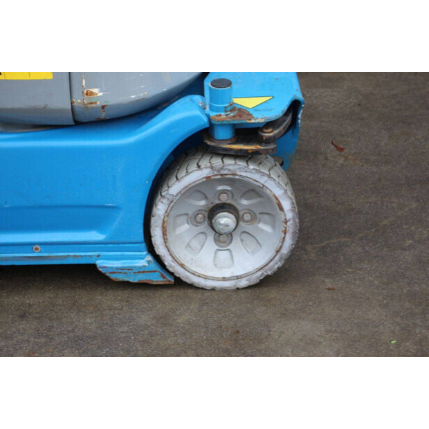 2016 Genie GR26J-42913756