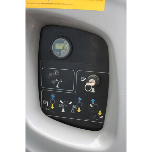 2016 Genie GR26J-42913760