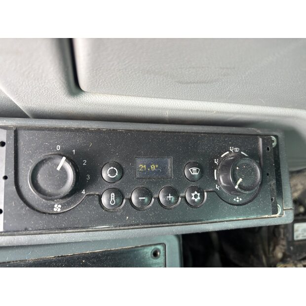 2021 سينيبوجين 821M-42922095