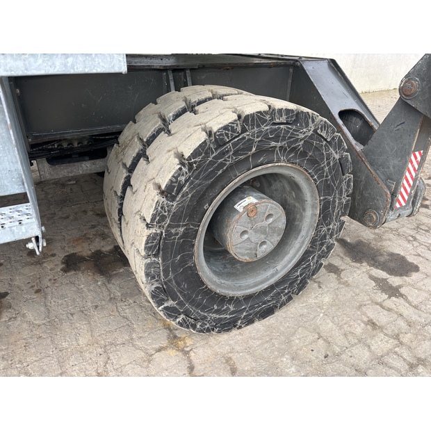 2021 سينيبوجين 821M-42922107