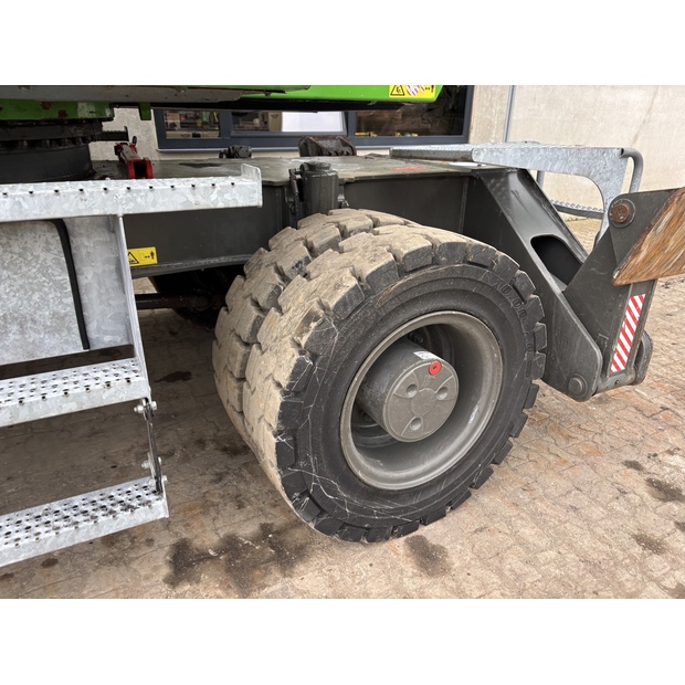 2021 سينيبوجين 821M-42922108