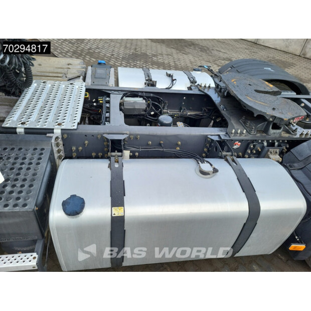 2018 رينو T520-42930387