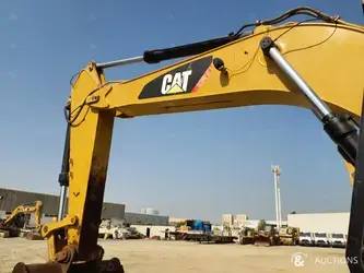 2018-caterpillar-330d2l-1320561-42935077