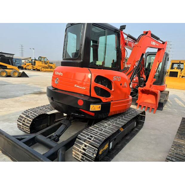 2024 KUBOTA 60-42935159