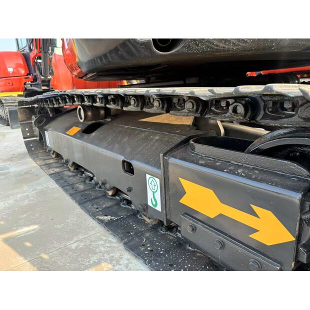 2024 KUBOTA 60-42935162
