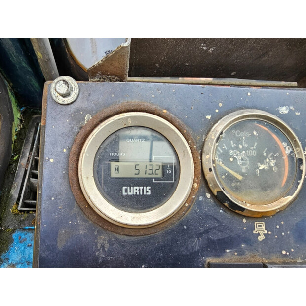 1985 Svetruck 28120-46-42935220