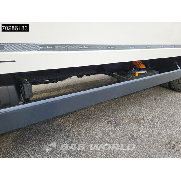 2025 MAN TGL 12.220-42935489