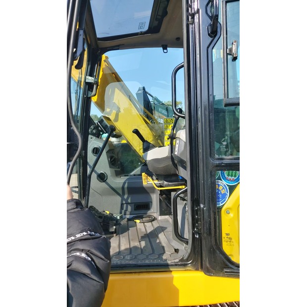 2021 Caterpillar 310-42936055