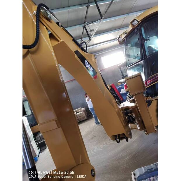 2021 JCB 3CX-42936176