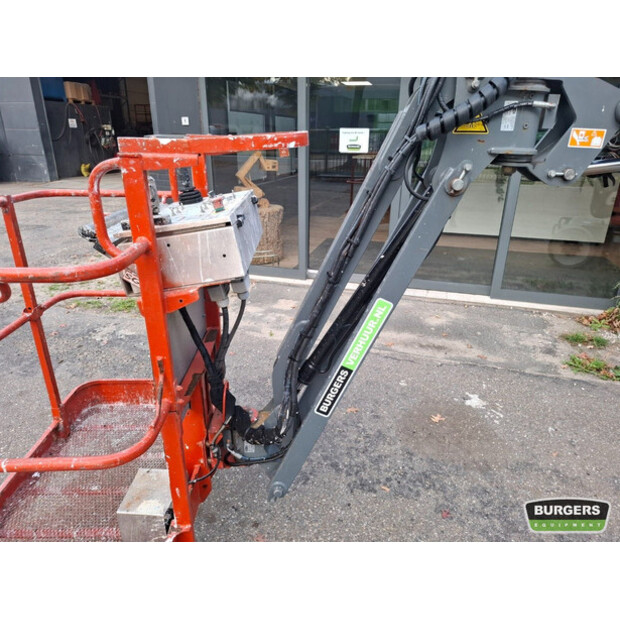 2017 SkyJack SJ30 ARJE-42936359