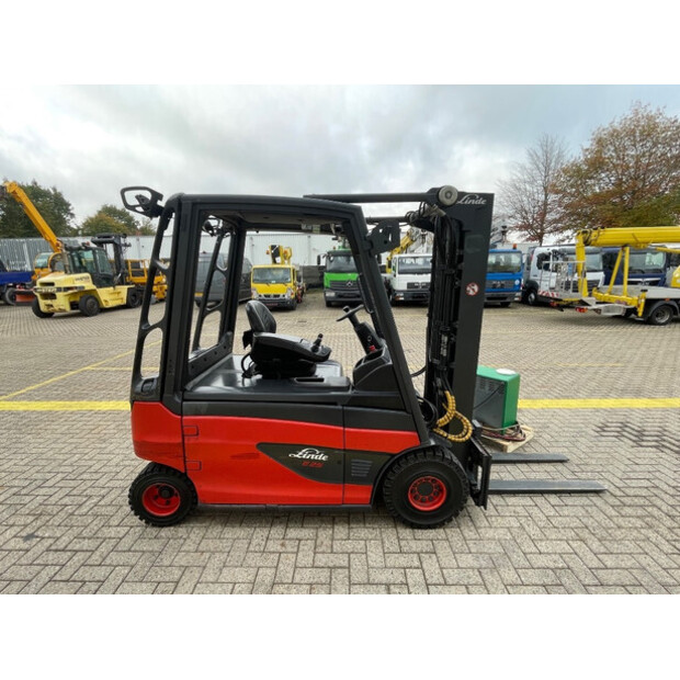 2017 Linde E 25 L-01-42936443
