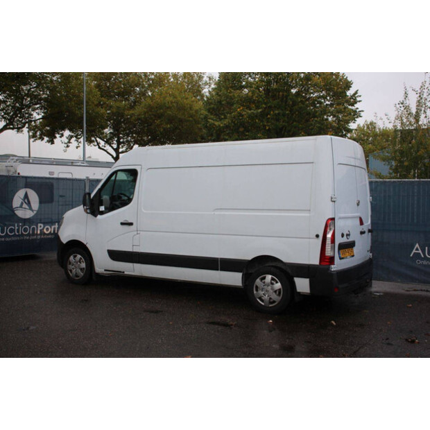 2017 NISSAN NV400-42936684