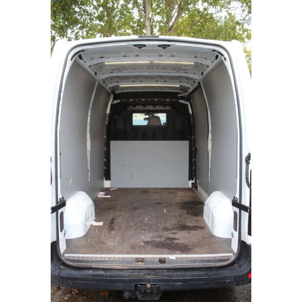 2017 NISSAN NV400-42936701