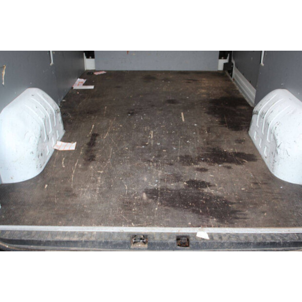 2017 NISSAN NV400-42936707