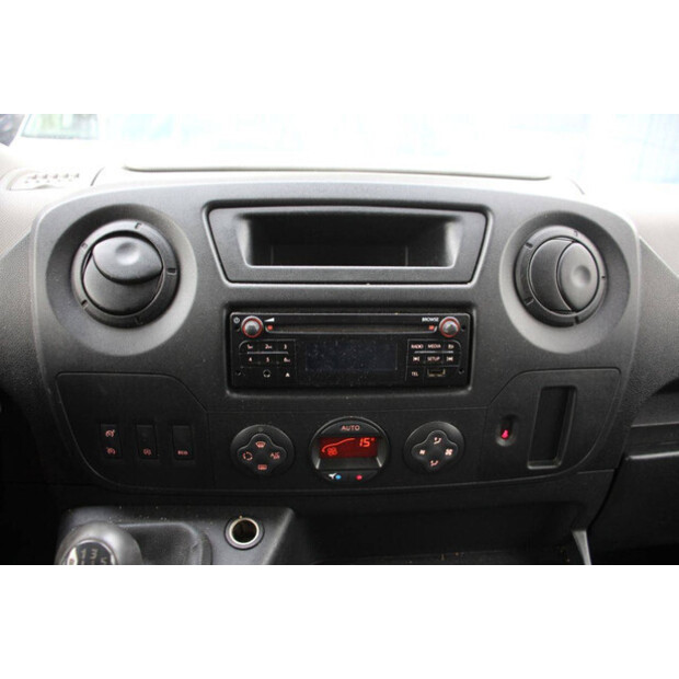 2017 NISSAN NV400-42936726