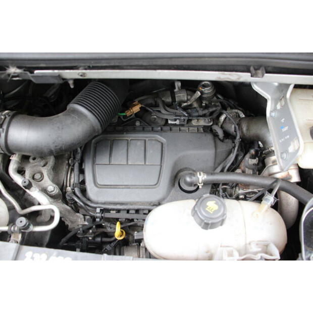 2019 Renault Trafic-42936769