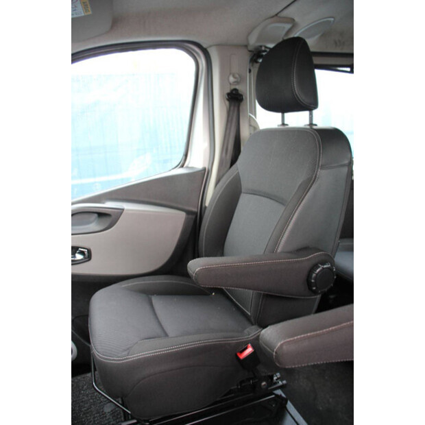 2019 Renault Trafic-42936775