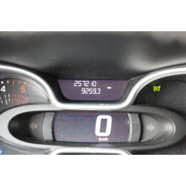 2019 Renault Trafic-42936780