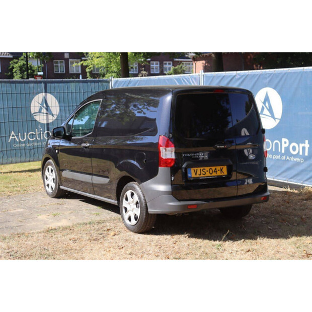 2021 Ford Transit Courier-42936842