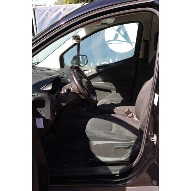 2021 Ford Transit Courier-42936858