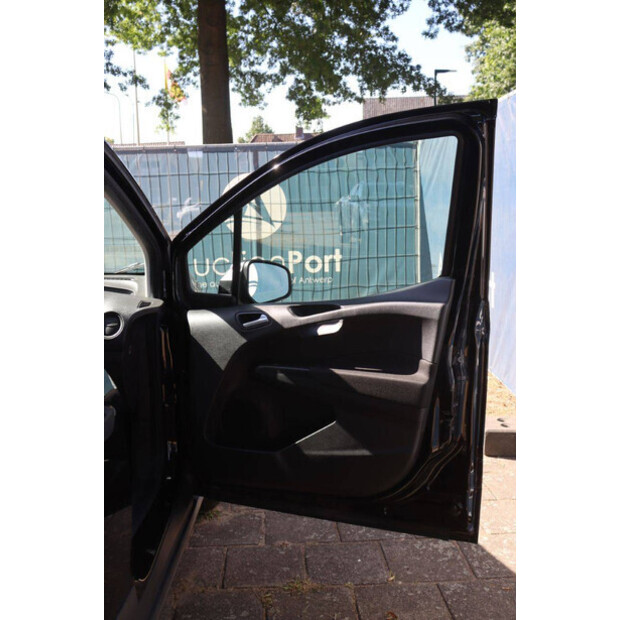 2021 Ford Transit Courier-42936879
