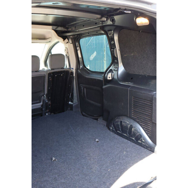 2013 Peugeot PARTNER-42936967
