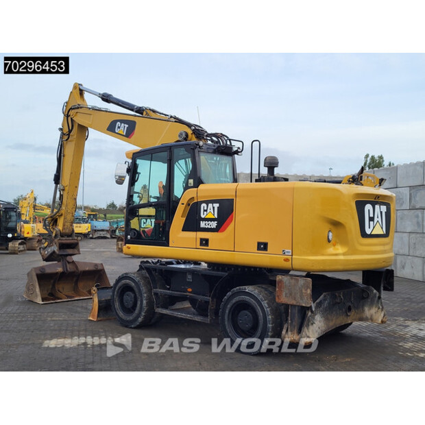 2016 Caterpillar M320F-42937574