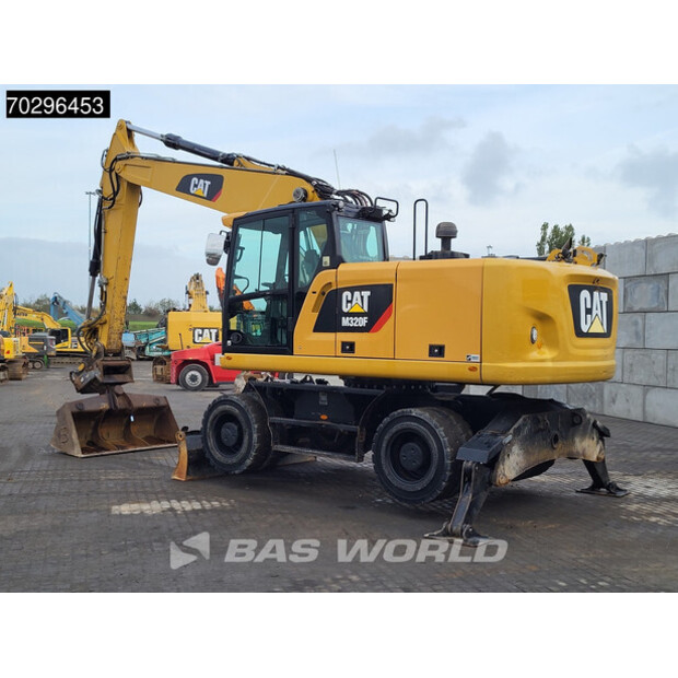 2016 Caterpillar M320F-42937575
