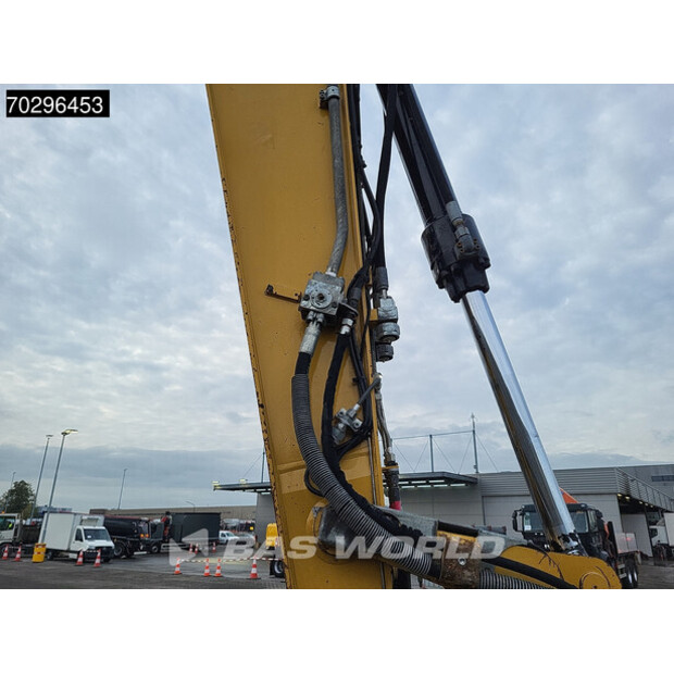 2016 Caterpillar M320F-42937586