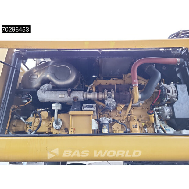 2016 Caterpillar M320F-42937606