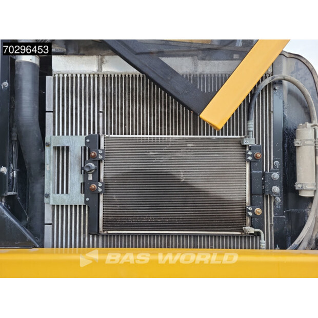 2016 Caterpillar M320F-42937610