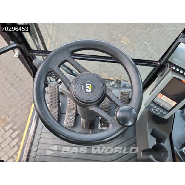 2016 Caterpillar M320F-42937620