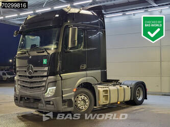 صورة ل شاحنات 2020 مرسيدس بنز Actros 1842